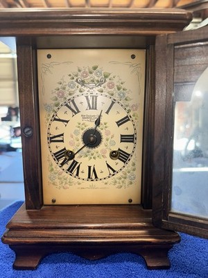 New England Clock Franz Hermle 8 Day Spring Wind Mantel Clock Chime 1974