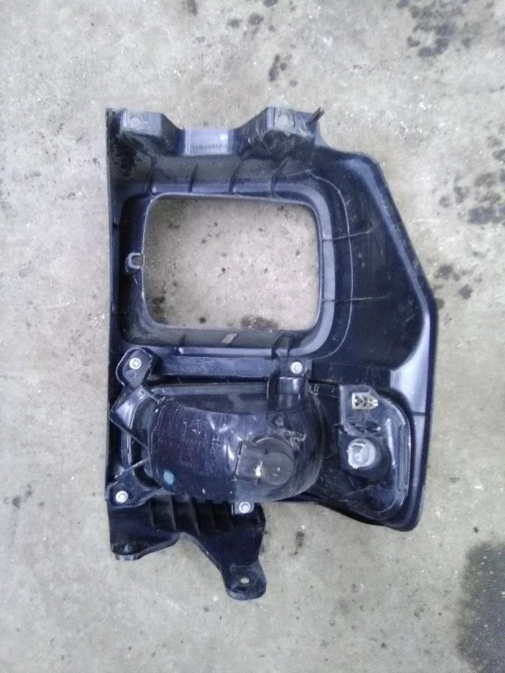 08-17 Ford E350 Van Esquina del conductor izquierda/Luz de estacionamiento Lámpara de estacionamiento Señal de giro Foto 3 de 4