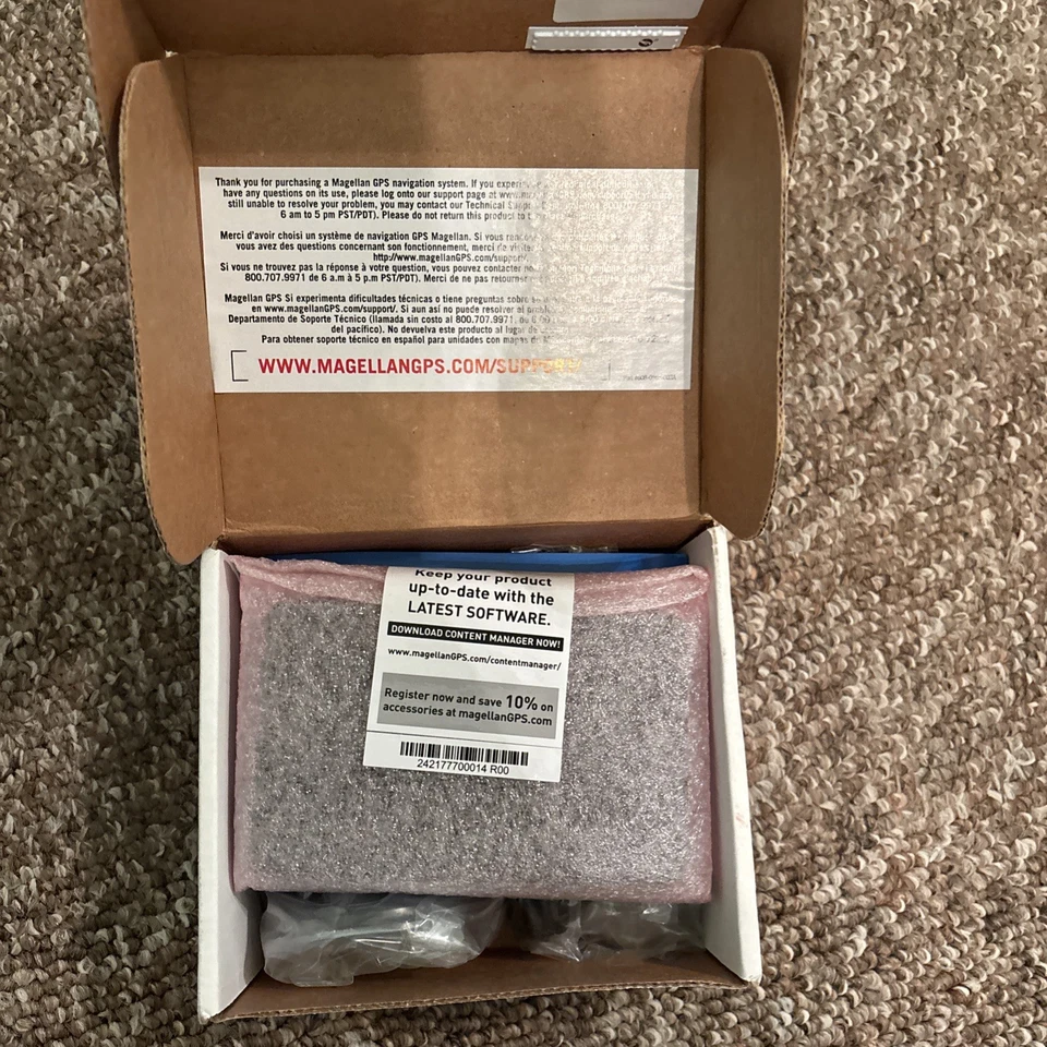 Magellan Road mate 5635T-LM 5” GPS NAVIGATOR, 30 Landmarks - Image 4 of 4