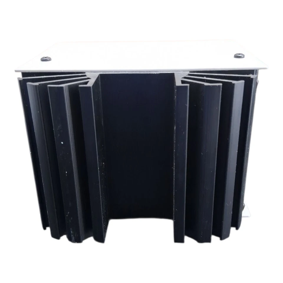 Digitrax DCS200 8 Amp DCC Command Station & Booster - Image 4 of 4