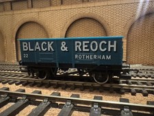 Hornby R021 (OO) Black & Reoch 20T LWB, End Tipper Mineral Wagon No.22