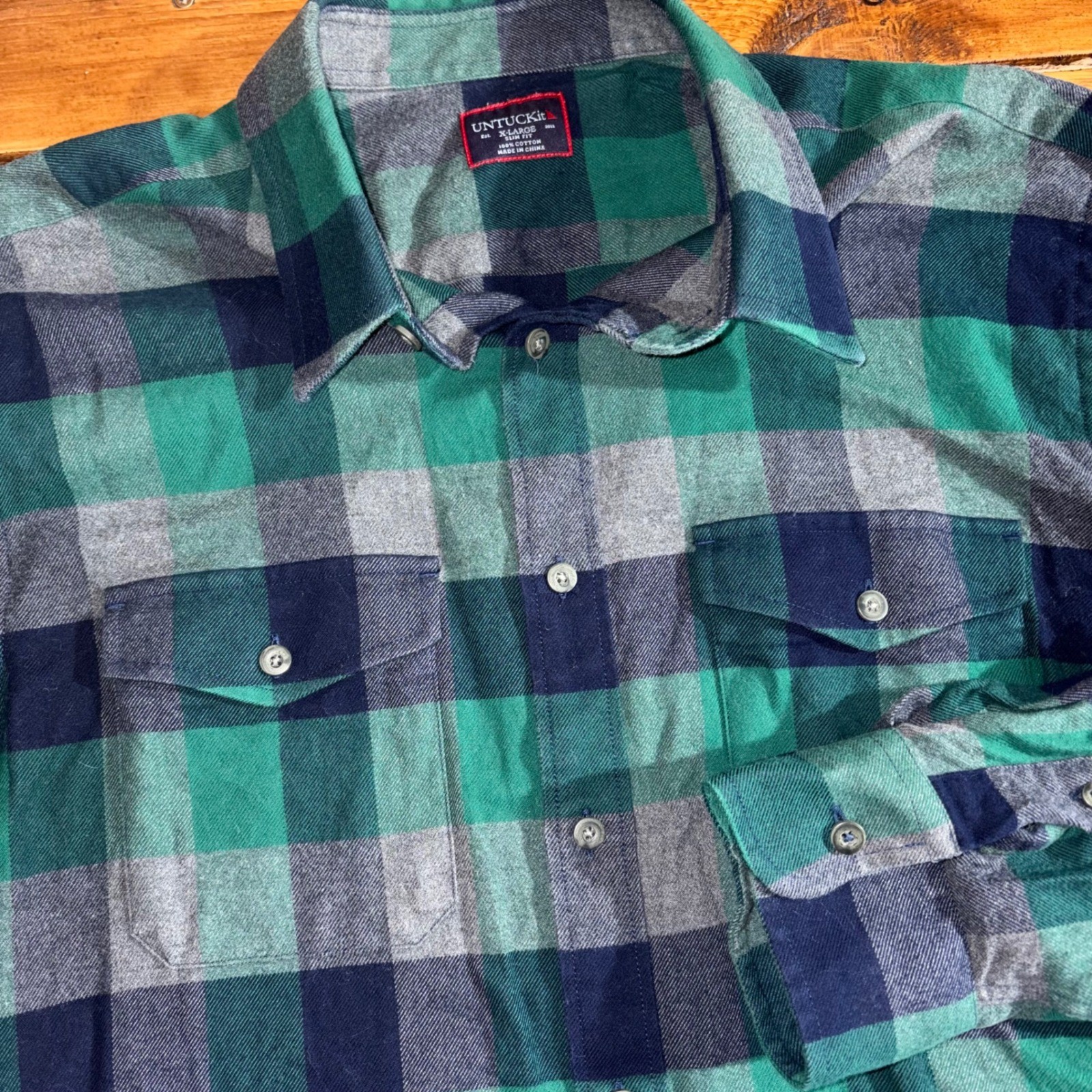 UNTUCKit Men's XL Green Navy Plaid Flannel Long Sleeve Button Down Shirt Slim