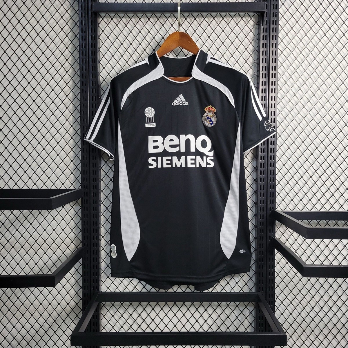 Retro Real Madrid 06/07 Away Jersey Size L /Bestseller | eBay