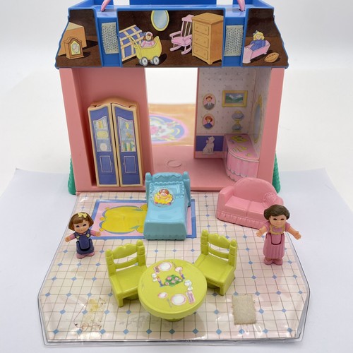 DE COLECCIÓN LGT (LEWIS GALOOB TOYS) CASA DE MUÑECAS ESTUCHE MAGNÉTICO CASA DE MUÑECAS 1991 - Imagen 4 de 13