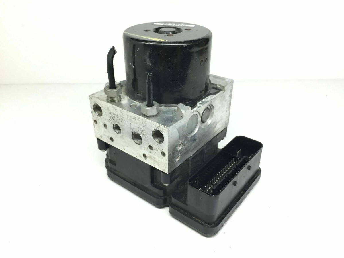 VOLVO V60 S60 2012 ABS Pump and Control Module 31329137 P{31329137 