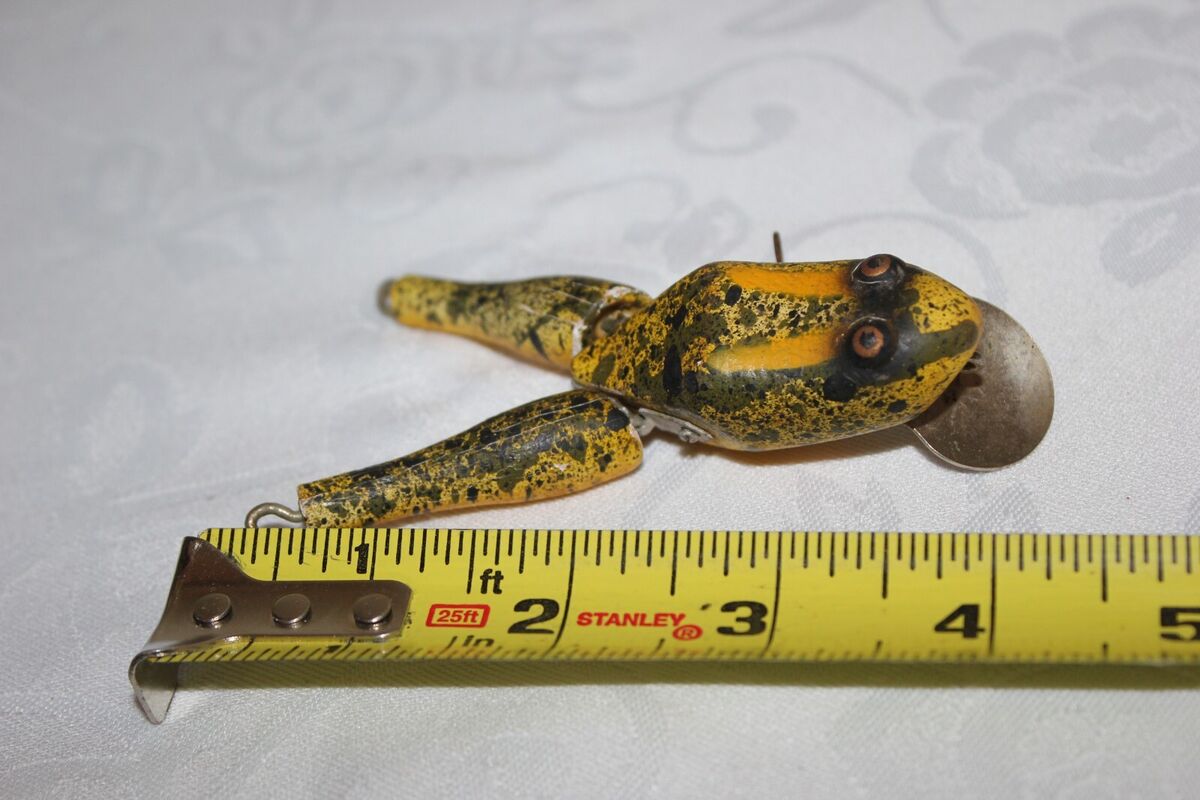 Vintage Paw Paw Wotta Frog Wood Jointed Fishing Lure Bait Vintage Paw Paw Wotta Frog Wood Jointed Fishing Lure Bait