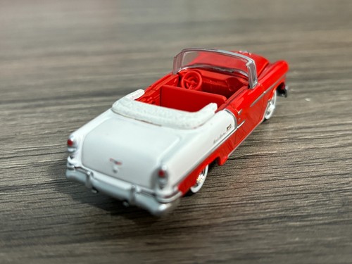 Johnny Lightning 1955 Orange Chevy Bel Air Convertible - Rubber Tires 1:64 - Picture 5 of 9