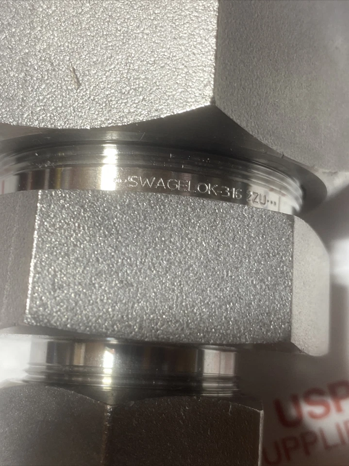New Swagelok Stainless Steel Reducing Union 1- 1/2 Tube X 1 Tube SS-2400-6-16 - Image 2 of 4