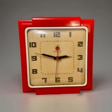 Vintage Telechron Art Deco Red Plastic Electric Wall Clock 2H25 - Works