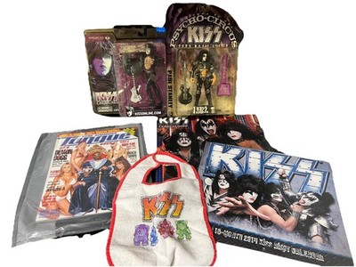 issues LPレコード 6種セット KISS BUNDLE- 2 PAUL STANLEY FIGURES. Tongue Magazine. 2 Calendars