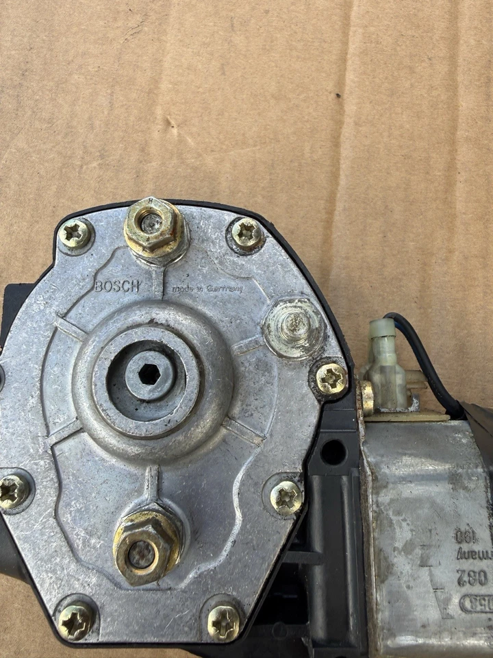 TESTED BMW E30 Early Passenger Right Electric Window Lifter Drive Motor 84-88 - Image 3 of 4