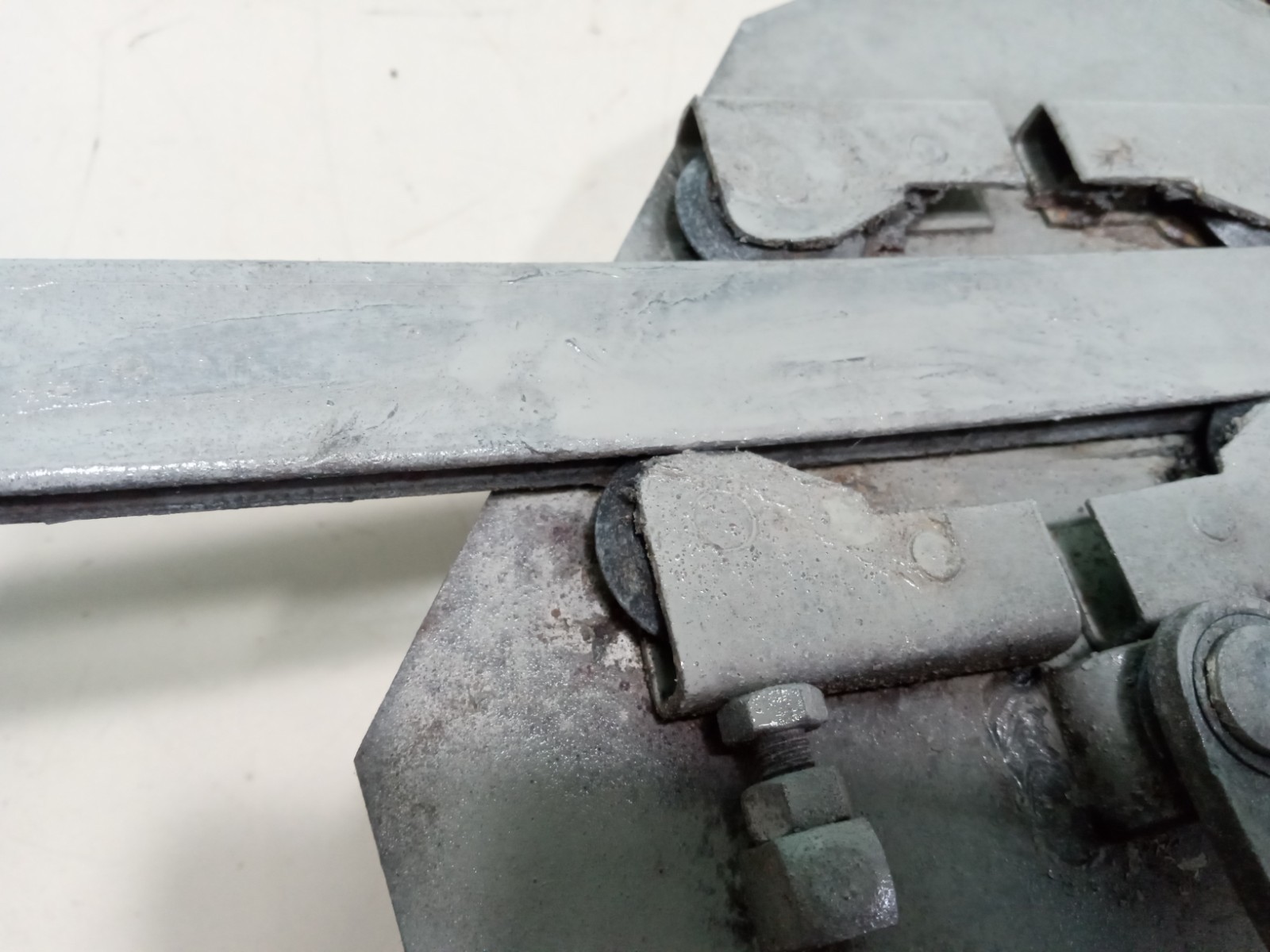 Maserati Bora Door Window Regulator Channel Guide_Merak_Rollers_117 BO 74868_OE
