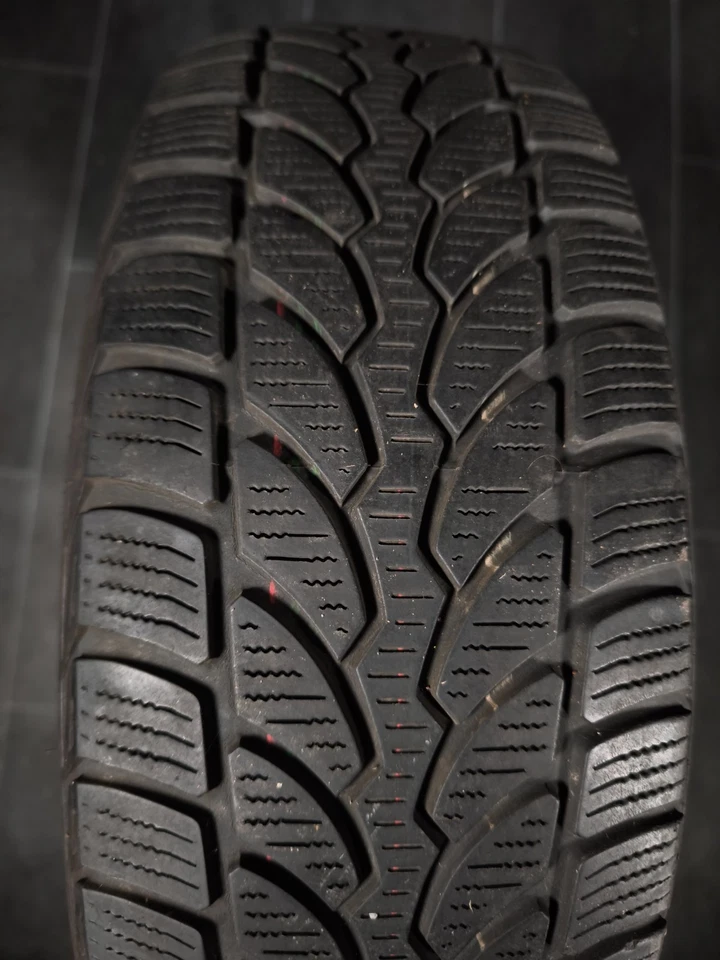 1 Winterreifen 195/65R15 91H Bridgestone Blizzak LM-32 DOT 1919 5,0 mm - Bild 2 von 3