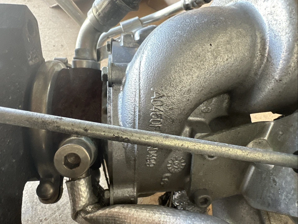 Turbocompresor turbocompresor AUDI Q7 VW Touareg 2006-2010 OEM A0450F50A0499 Foto 3 de 4