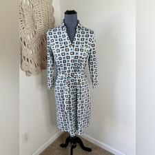 J. McLaughlin Brynn Dress in Blue Boxagon Print Size Medium
