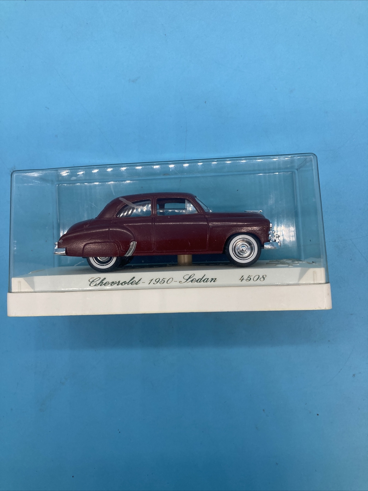 Solido Chevrolet Sedan 1950 1:43 4508