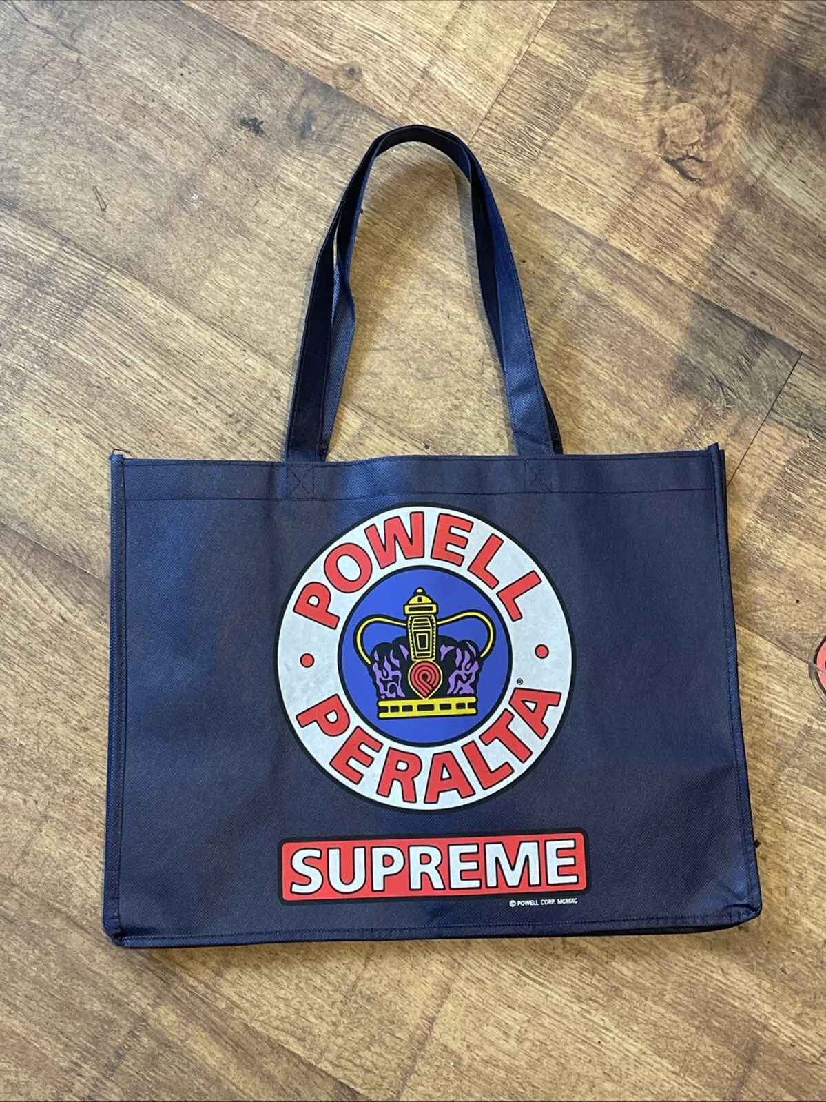 POWELL PERALTA X SUPREME   Sac fourre tout sac logo skateboard