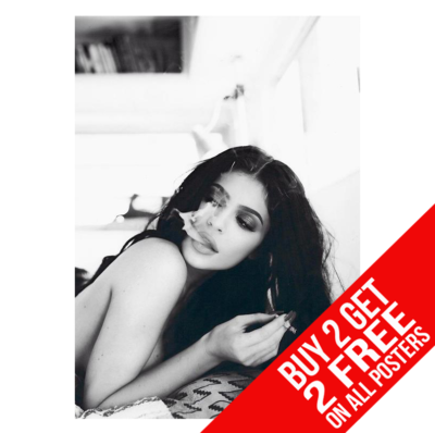 KYLIE JENNER SMOKING CIGARETTE POSTER A4 A3 SIZE PRINT - BUY 2 GET ANY 2  FREE