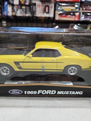 1/18 SCALE WELLY YELLOW 1969 FORD MUSTANG - NEW BUT BOX IS A