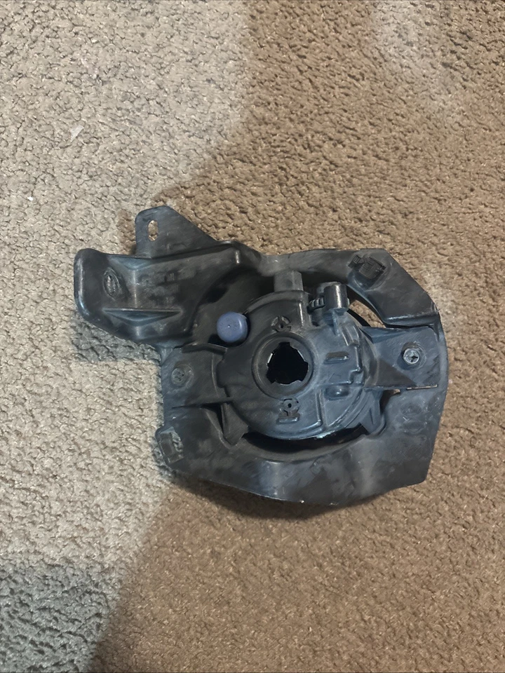 Luz antiniebla derecha lado del pasajero Nissan Pathfinder 2013-2016 con soporte Foto 2 de 4