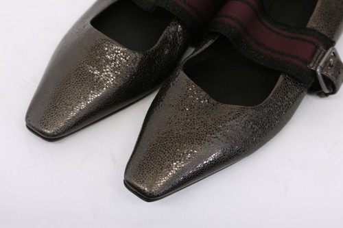 NWOB $1395 Brunello Cucinelli Metallic Hammered Leather Ankle Strap Flats A191 - Picture 7 of 8