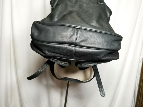 Bulga Black Leather Dual Strap and Compartment Purse - Picture 6 of 9