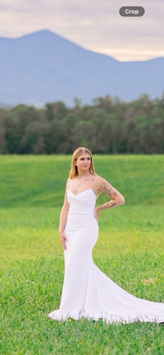 Alyssa Kristin Bianca Wedding Dress