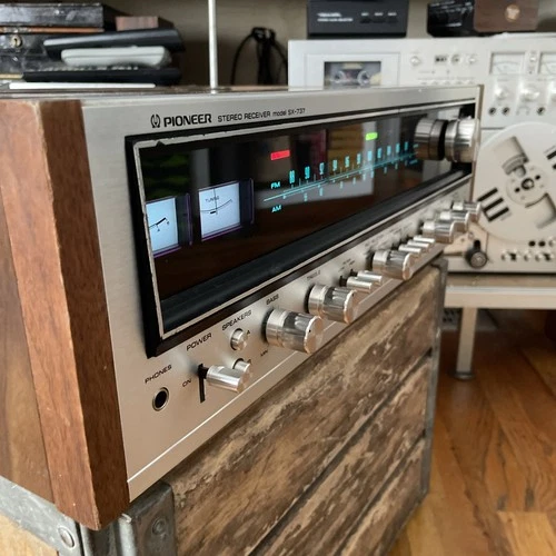 Vintage Pioneer SX-737 Stereo Receiver Japan Nice Working Condition - Serviced.