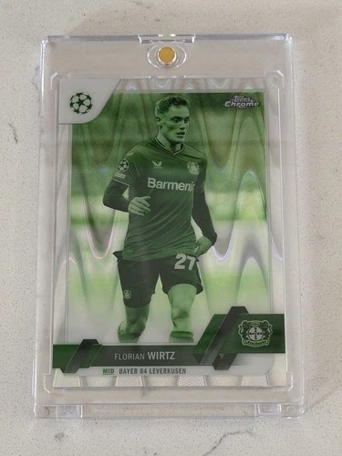 2022-23 Topps Chrome UEFA - Florian Wirtz #27 Night Vision /225