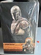 Hot Toys Star Wars The Mandalorian 1 6th Scale Collectible Figure