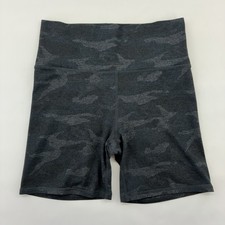 Vuori Clean Elevation Shorty 6 Womens S Camo Gray Blue VW381 GUC