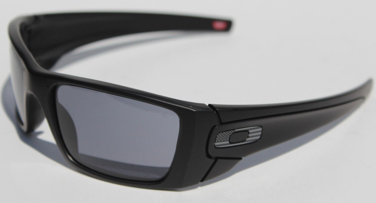 OAKLEY Fuel Cell Sunglasses Matte Black/Grey SI Tonal USA OAKLEY Fuel Cell Sunglasses Matte Black/Grey SI Tonal USA