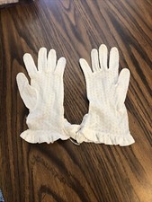 Vintage 1950  s Form Sheer Tulle White Durent Ladies Gloves Sz S