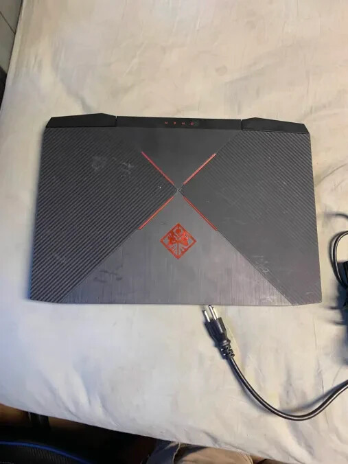 HP OMEN 15-CE019DX 15.6