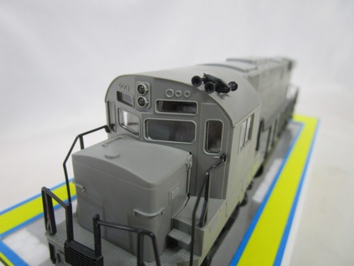 Atlas Kato HO Scale Undecorated Alco C424 Diesel Locomotive NOS 8050 - Picture 6 of 10