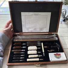 Gunmaster Universal Cleaning Kit Model # UGC 76W in Wood Box - New
