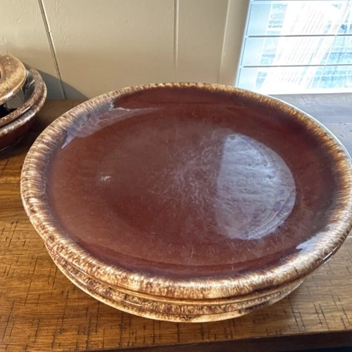 Hull Ceramic Brown Tan Dinner Plates Six-Piece Pottery Glossy Round USA