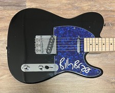 * BILLY BRAGG * signed guitar * BETWEEN THE WARS * 2 * BILLY BRAGG * signed guitar * BETWEEN THE WARS * 2