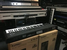 Korg X3 61 key Workstation synthesizer, piano/vintage keyboard  //ARMENS//