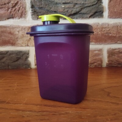 TUPPERWARE - KLEINER EINFÜHRUNGSKRUG KÜHLSCHRANK 350 ml (grün)