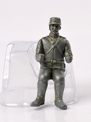 1/24 Atlas 2595003 WWI French artillery soldier miniature prop 3D model - Picture 8 of 10