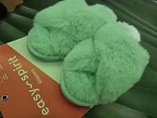 Woman's Slippers Small Size 5-6 Utra Flexible Soft Memory Foam by Easy Spirit