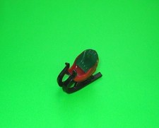 JAJKO NIESPODZIANKA STARA ZABAWKA ### MAŁE PLASTIKOWE SANIE ### 1980=TOP!!!