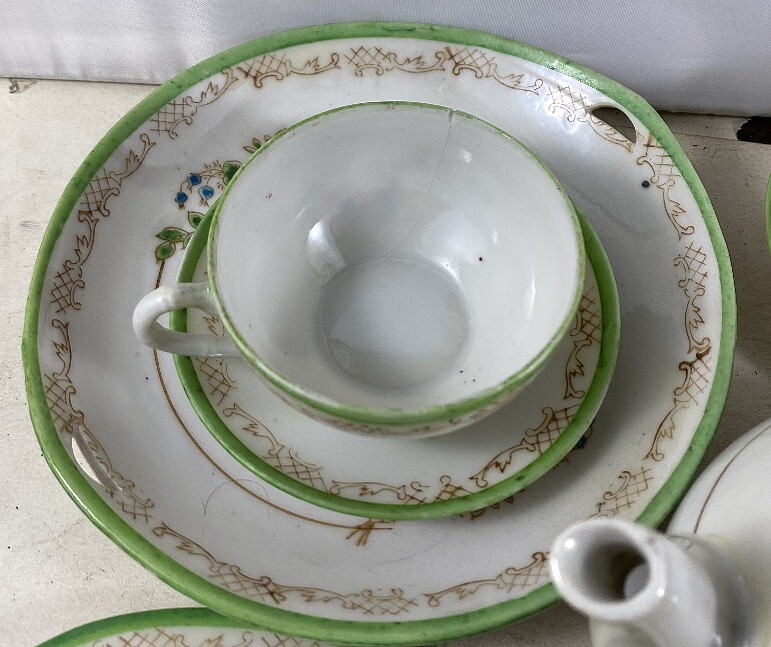 Vintage 1930's Made in Japan Kids Doll Tea Set Flowers Green Vintage 1930's Made in Japan Kids Doll Tea Set Flowers Green