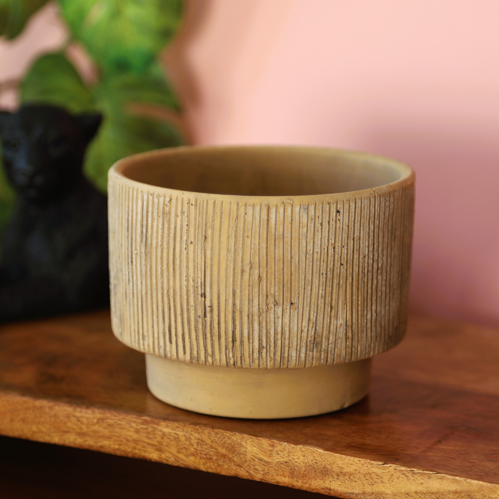 Cement Pebble Stone Plant Pot 13cm Planter Cover Flowers Herbs Indoor Decor Pot