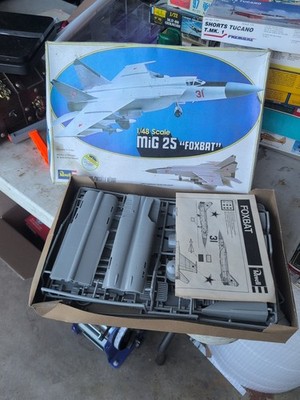 Revell H-290 MiG-25 Foxbat 1/48 Vintage Open Box Model Kit Brand New 