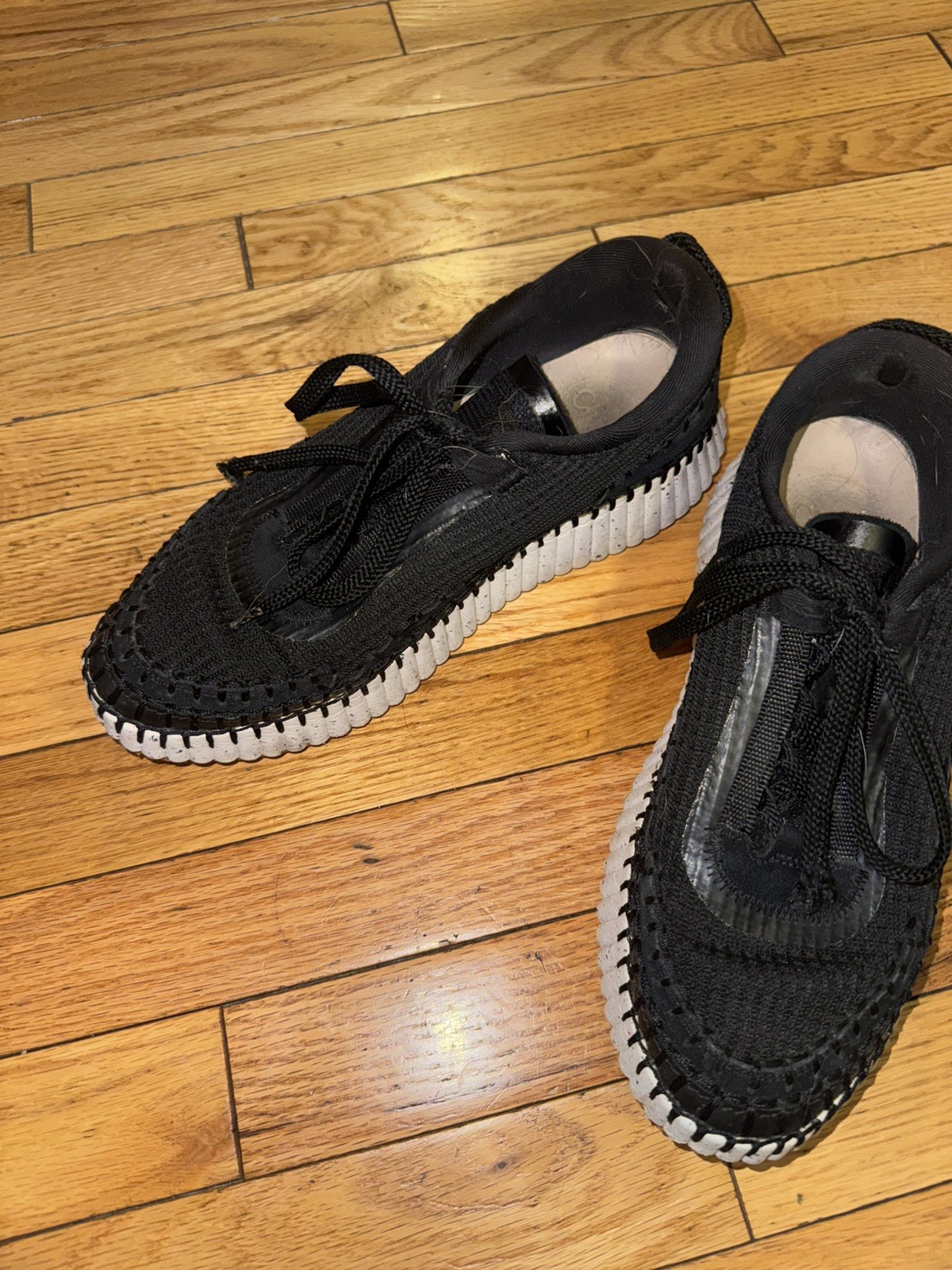 Chloe Nama Black Sneakers Embroidered Suede And Mesh Women’s Size 40