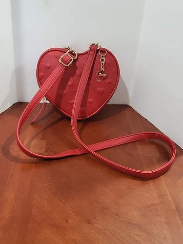 juicy couture Red Heart Crossbody Purse Nwt - Picture 7 of 8