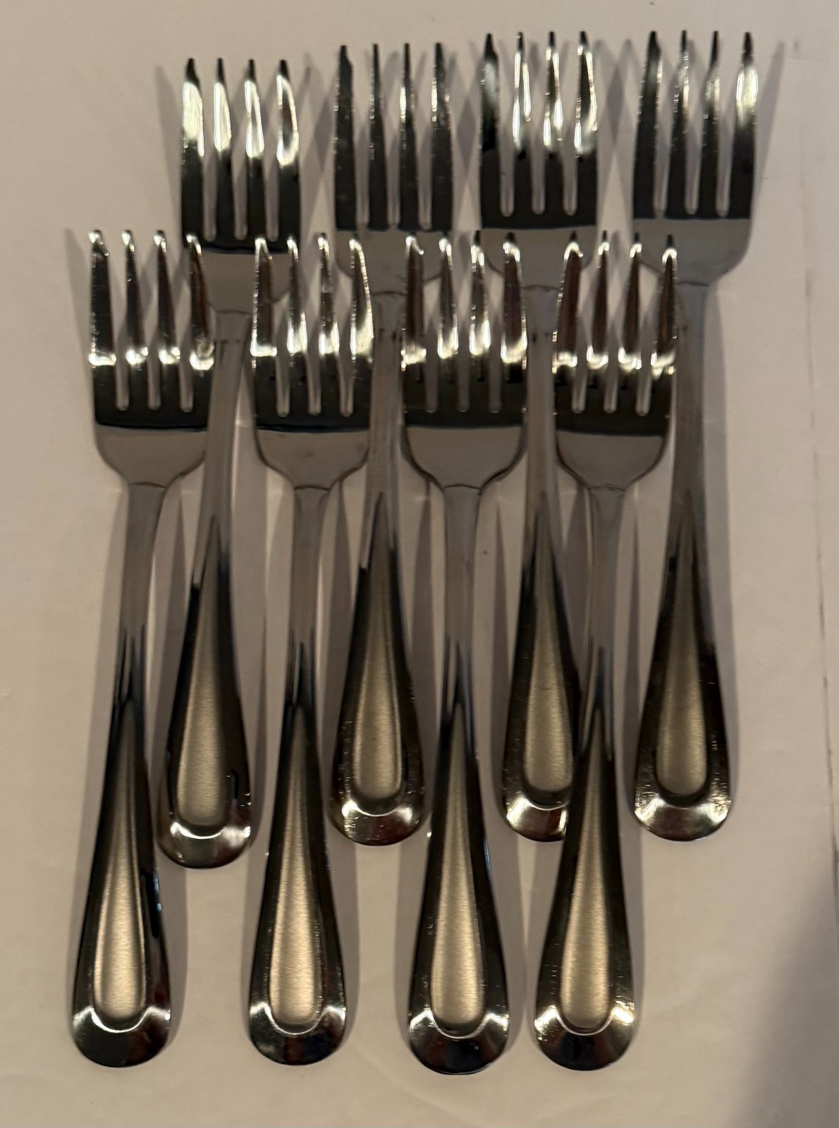Oneida Satin Sand Dune - Lot of 8 Salad Forks