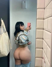 Ema Hiroko - 8 x 10-inch Pinup Girl Semi-Glossy Artistic Reprint Photo. #2